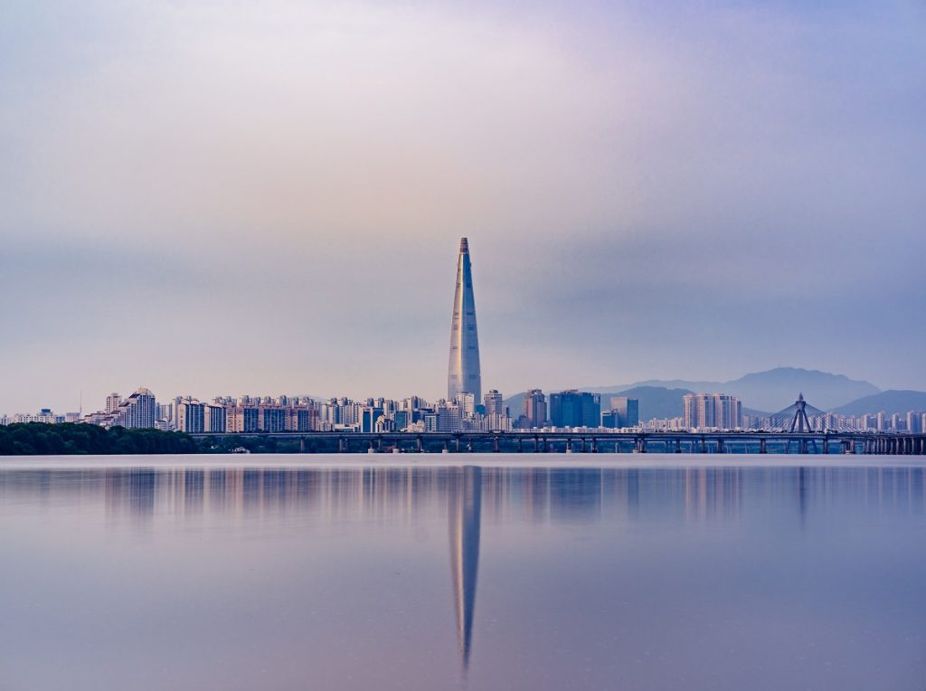 South Korea's leading bank applies for crypto-custody service
